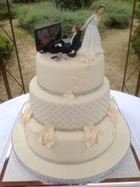 Ivory & Silver Wedding cake